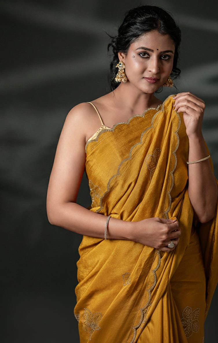 The Glace Flora - Scalloped Satin Crush Saree